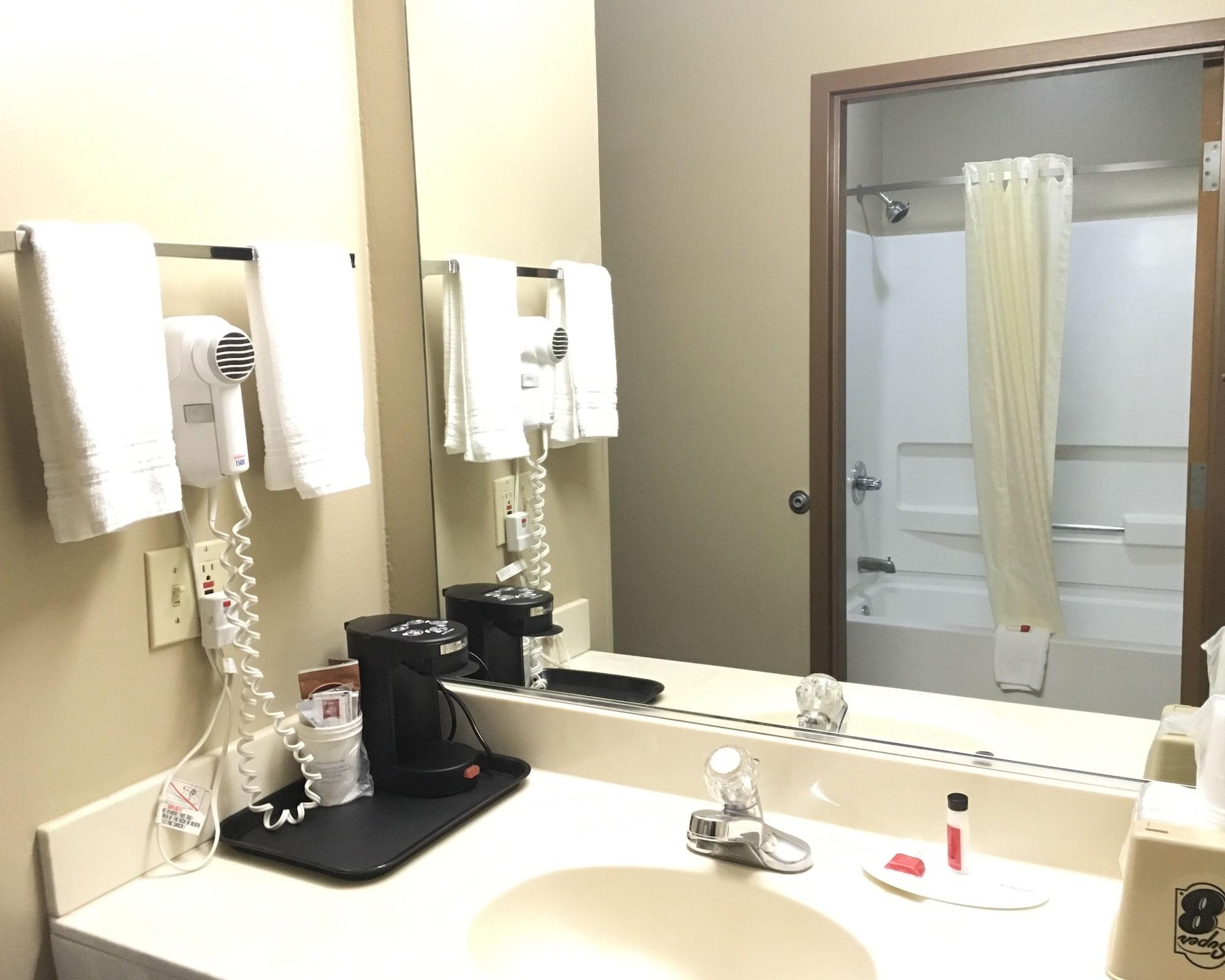 Super 8 By Wyndham La Grange Ky Ξενοδοχείο Εξωτερικό φωτογραφία