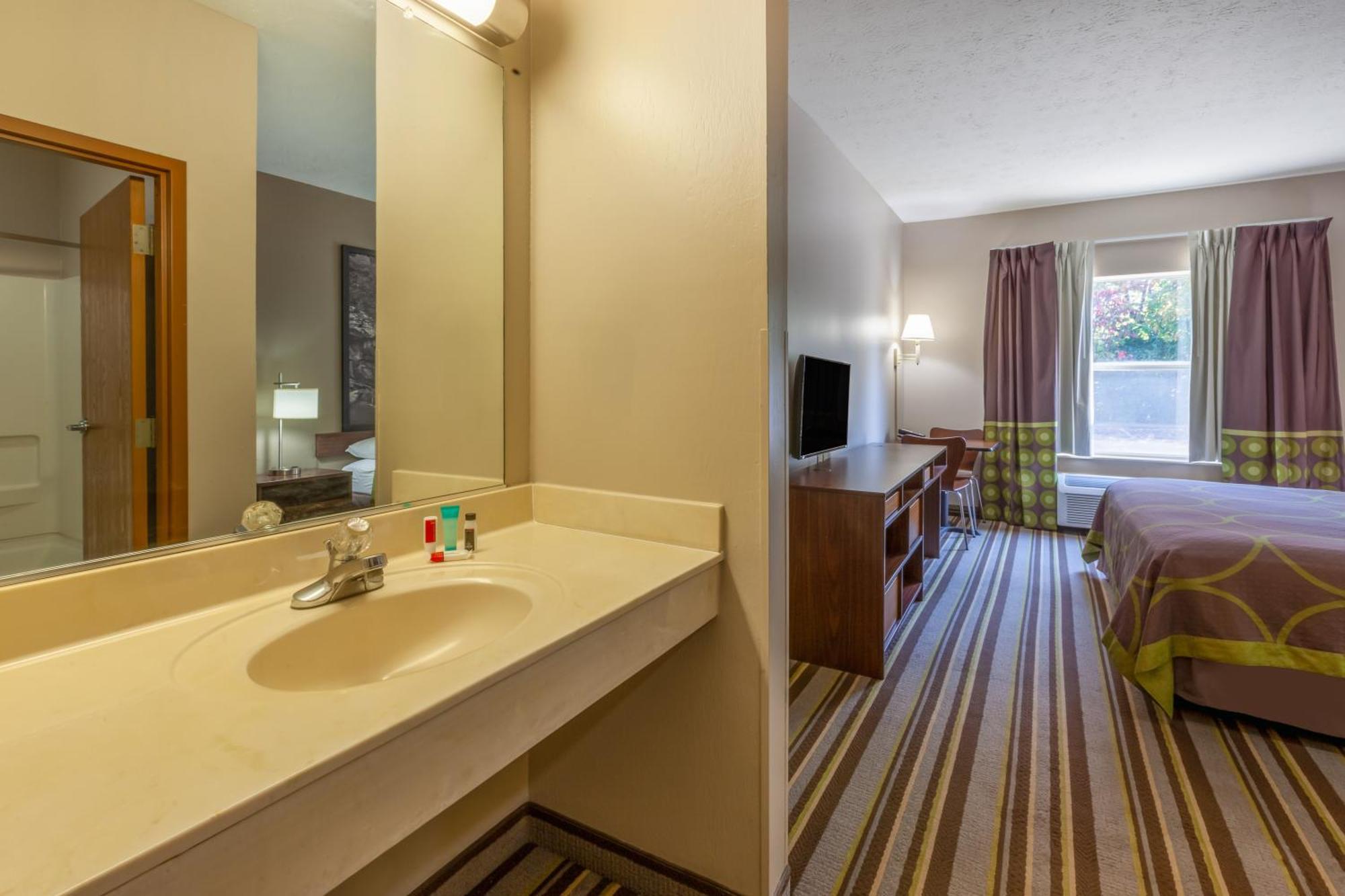 Super 8 By Wyndham La Grange Ky Ξενοδοχείο Εξωτερικό φωτογραφία